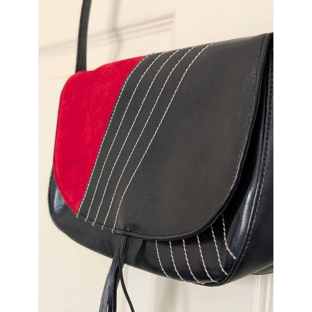 Victorias Secret Black‎ Red Colorblock Faux Leather Suede Tassel purse.